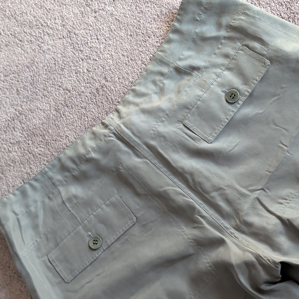 Theory 100% silk Cropped Gray Cargo Pants Size 10 - Picture 6 of 6